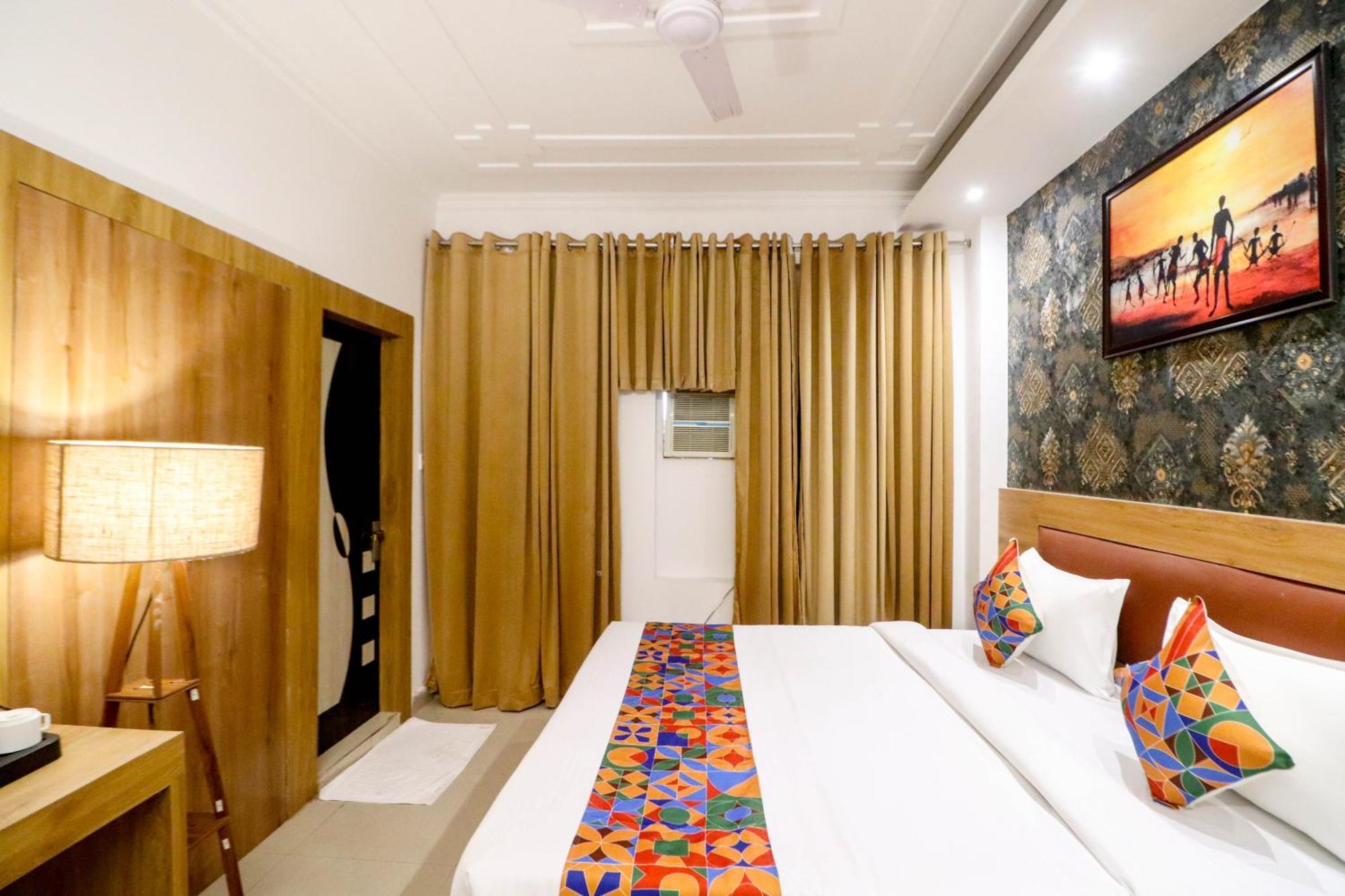 Hotel Vvs Near Delhi Airport New Delhi Exterior photo